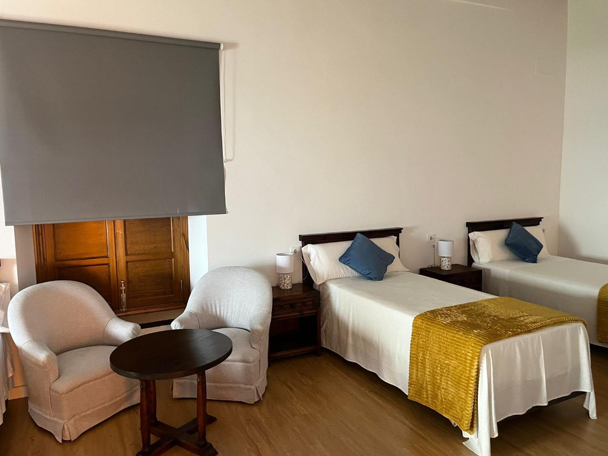 Clarisas Suites Кармона Экстерьер фото